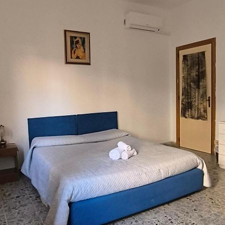 B&B Argentiera 12 กาญารี ภายนอก รูปภาพ