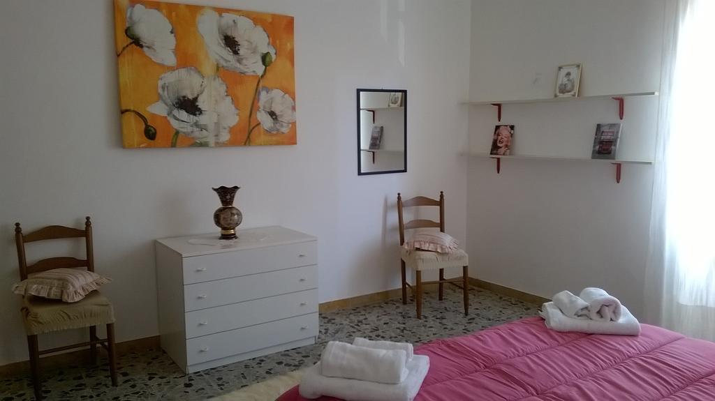 B&B Argentiera 12 กาญารี ภายนอก รูปภาพ
